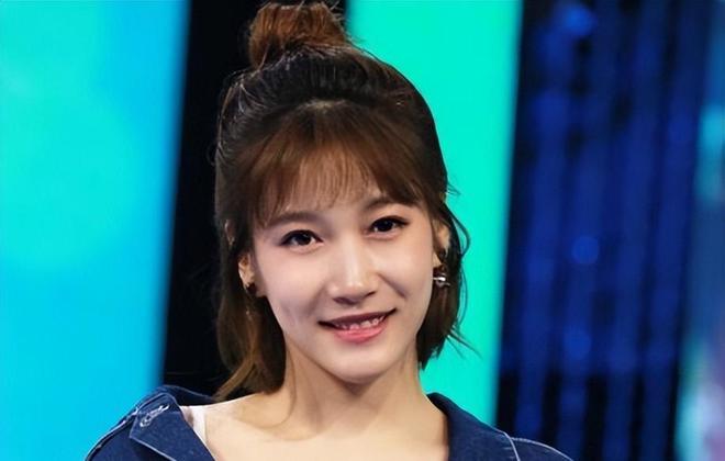 啜妮,独特魅力与非凡演技的展现