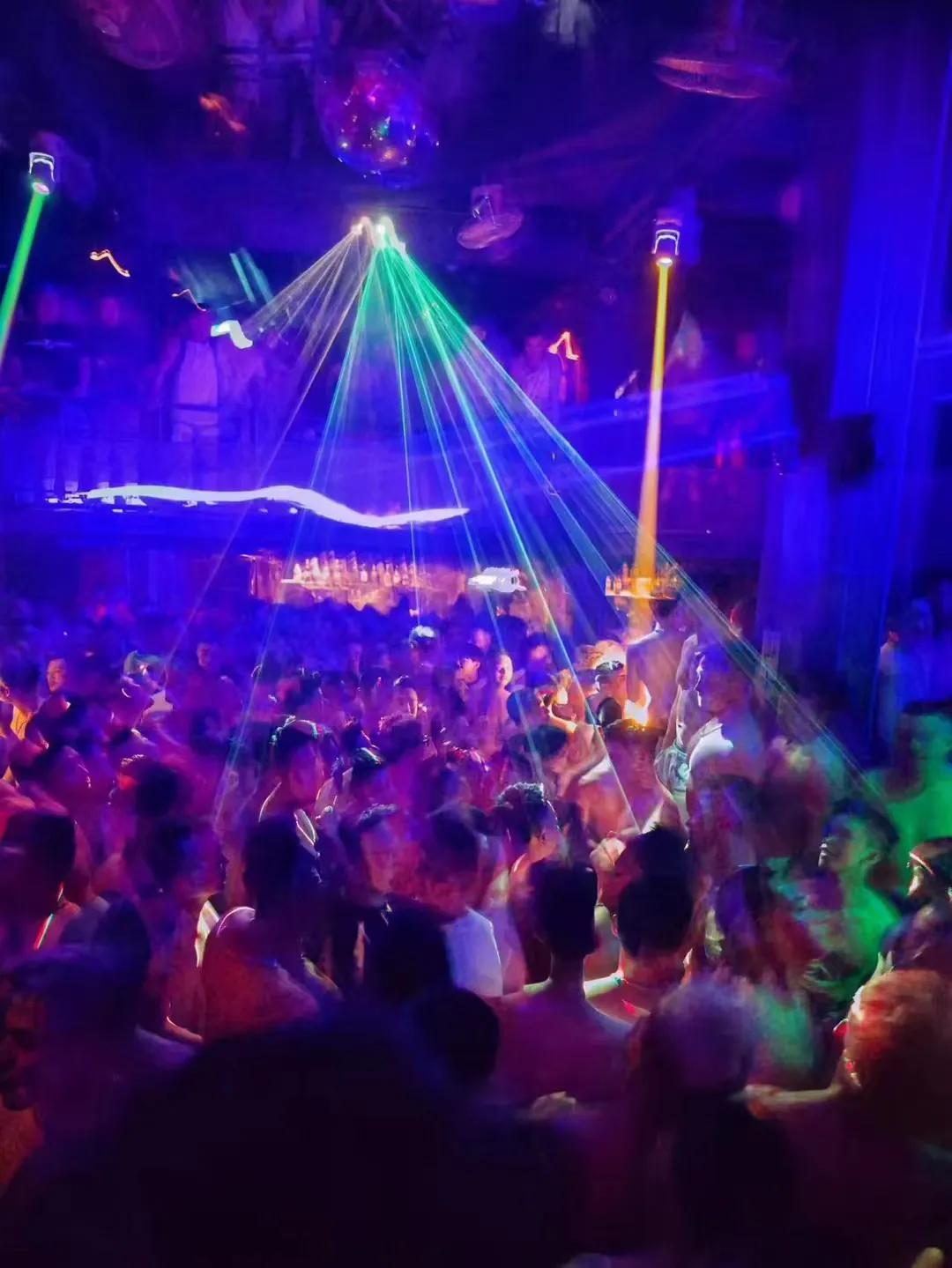 泰国最新同性电影推荐,友情与爱意的交织篇章