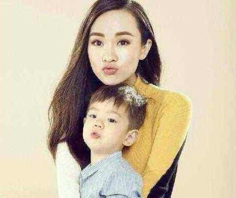 明星的励志人生,无子女的力量与自信光芒