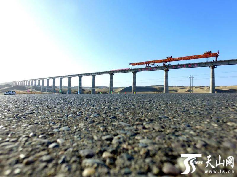 新疆铁路建设最新进展,友情与家的温馨之旅