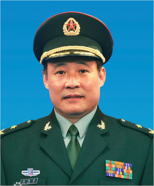 安徽省军区新任领导引领探寻自然美景与内心平静之旅