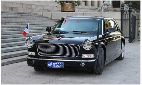 红旗轿车最新款亮相，领略国车风范✨