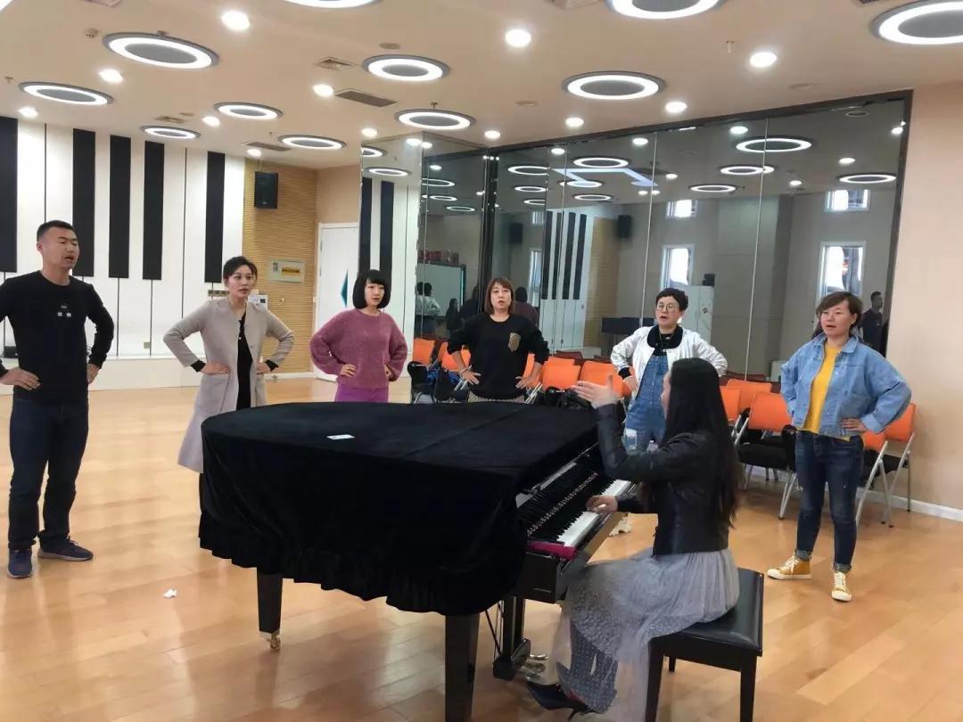 隔壁同学下载最新版,探寻自信与成就感的魔法之路