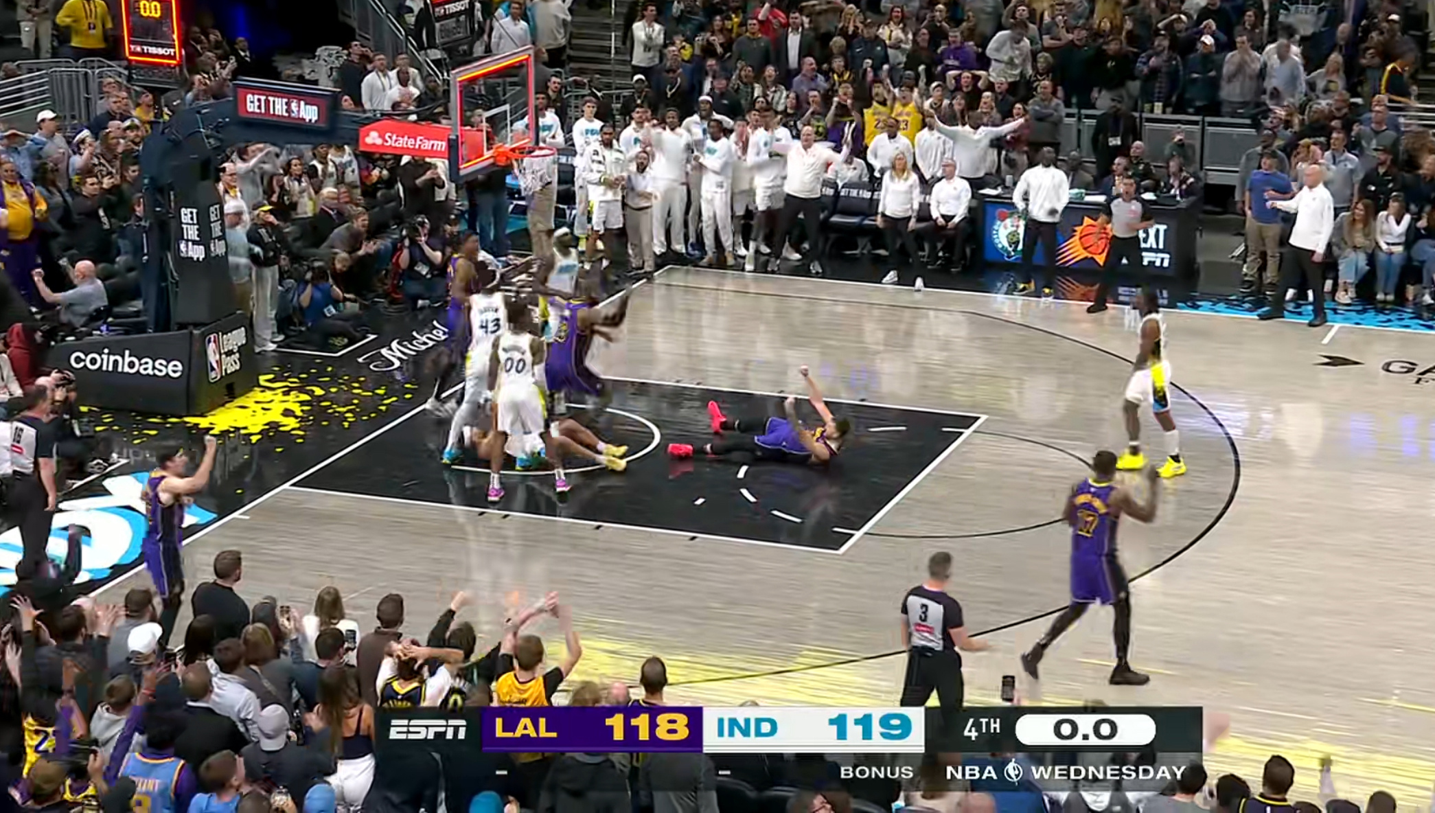 湖人比赛全场回放,变化、自信与成就感的完美融合展现湖人风采