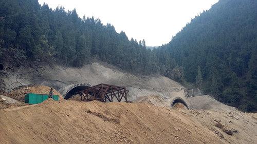 泸州沱江二桥最新动态揭秘