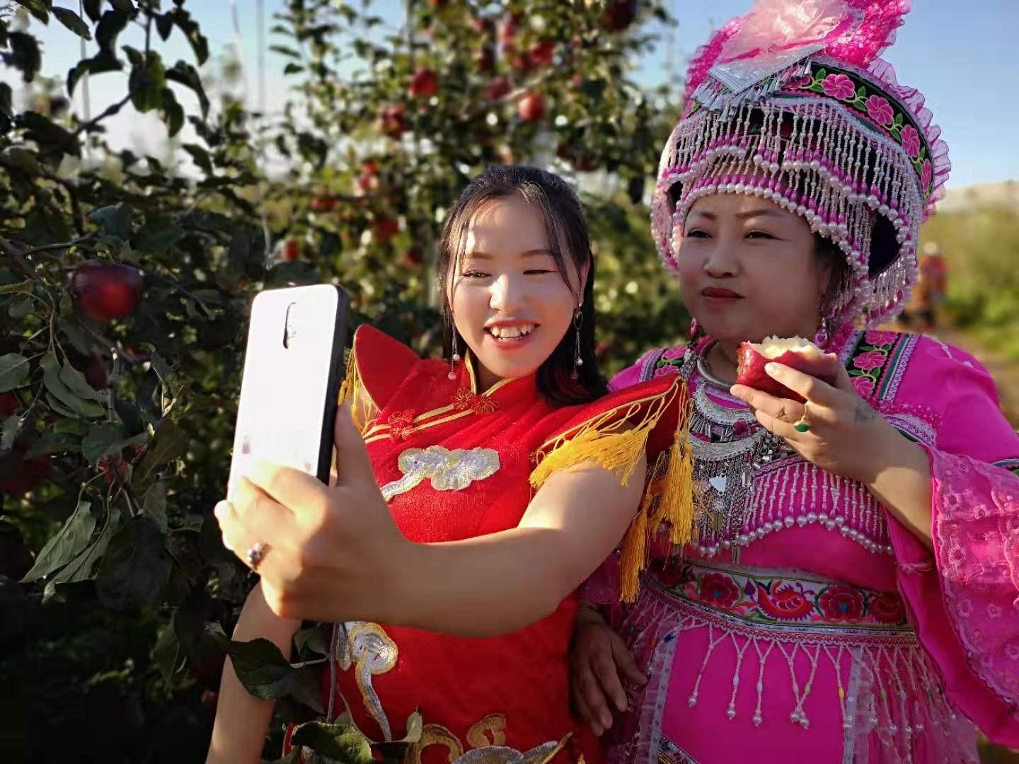 云南山歌张黎带你领略最新山歌风情魅力