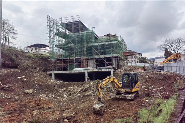 许鄄子平改楼最新动态,与自然美景的邂逅,内心平和宁静的追求