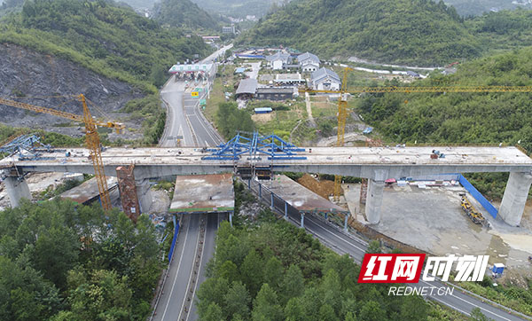 张吉怀铁路最新动态，振奋人心的成功之路励志篇章