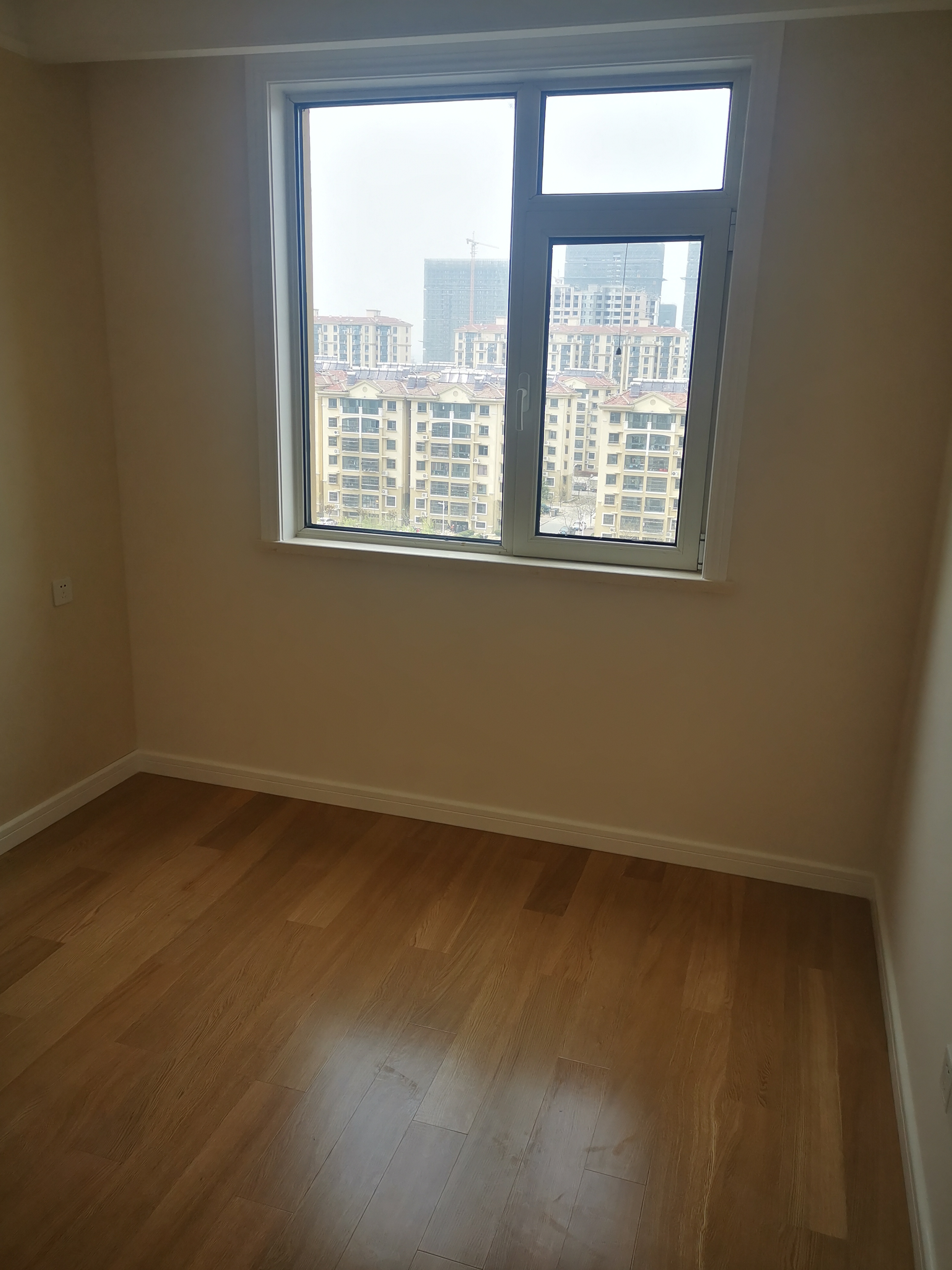 胶南最新二手房出售,小巷深处的隐藏房源大揭秘