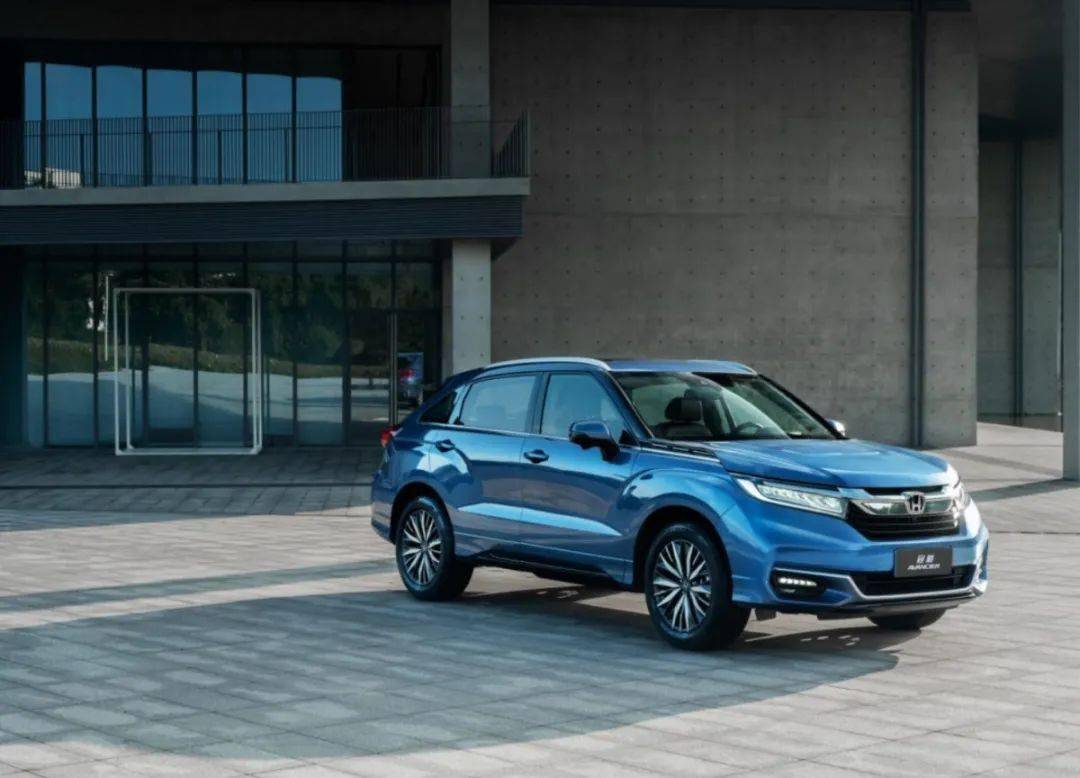 广汽本田SUV最新款370，家庭之旅与友情纽带之选