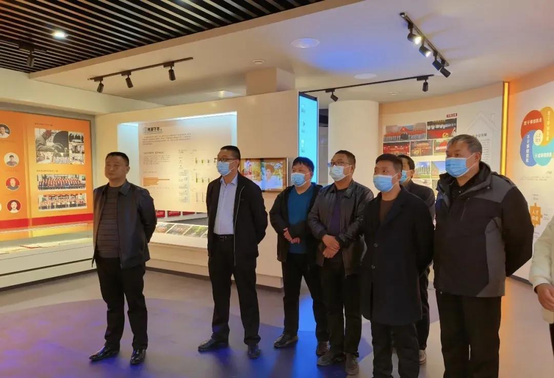 辉县最新就业动态,学习、变化与自信的求职之旅