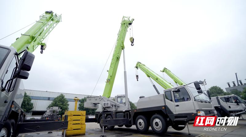 湖南鹏翔最新款吊车图，前沿技术与卓越性能的完美结合探索