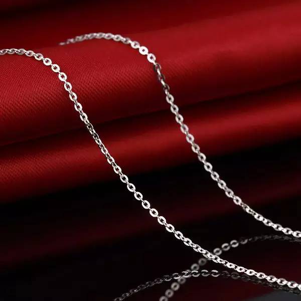 最新款白金项链图片，时尚魅力与独特设计的完美融合