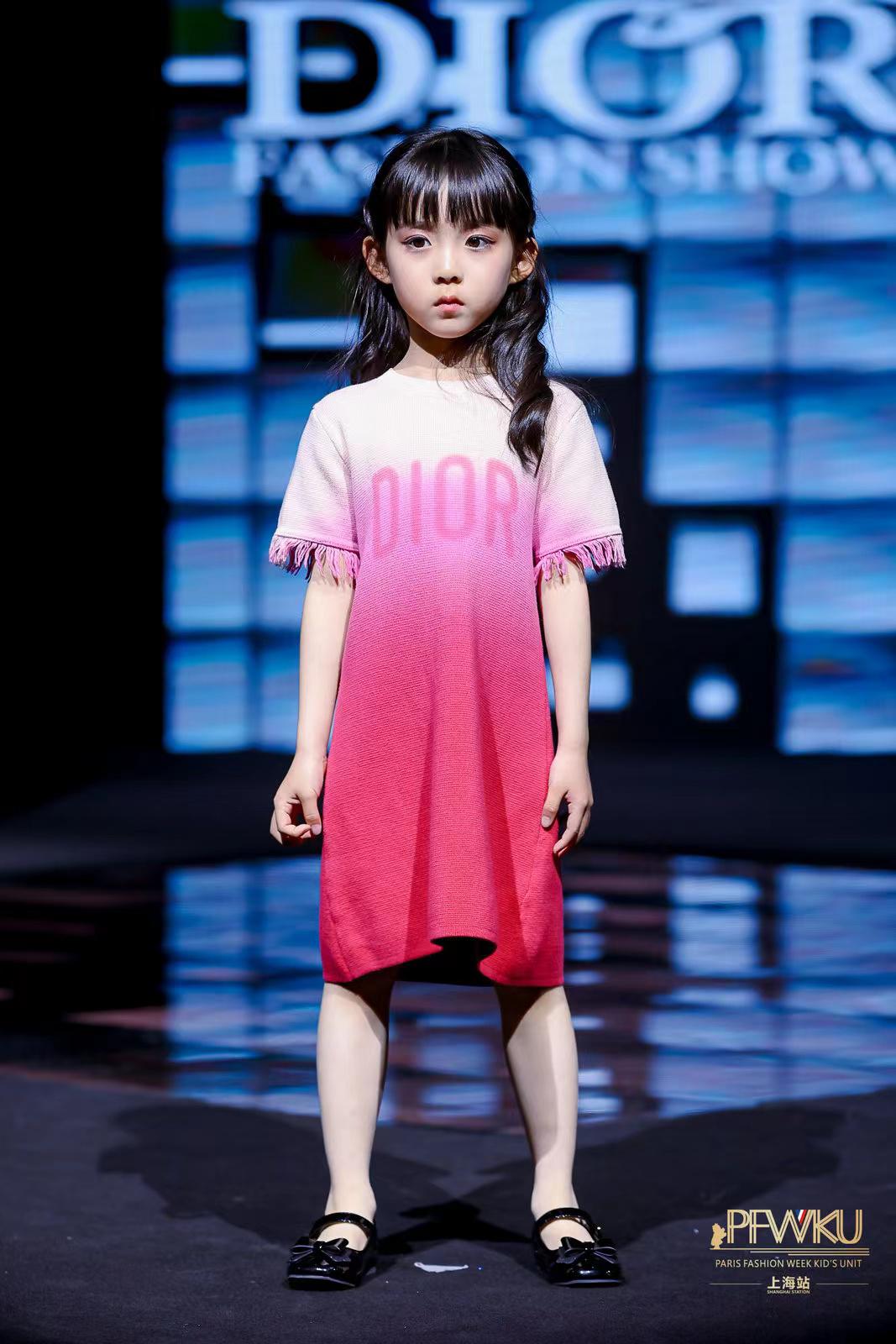 李依芮最新消息2025揭秘,小巷深处的独特风味。