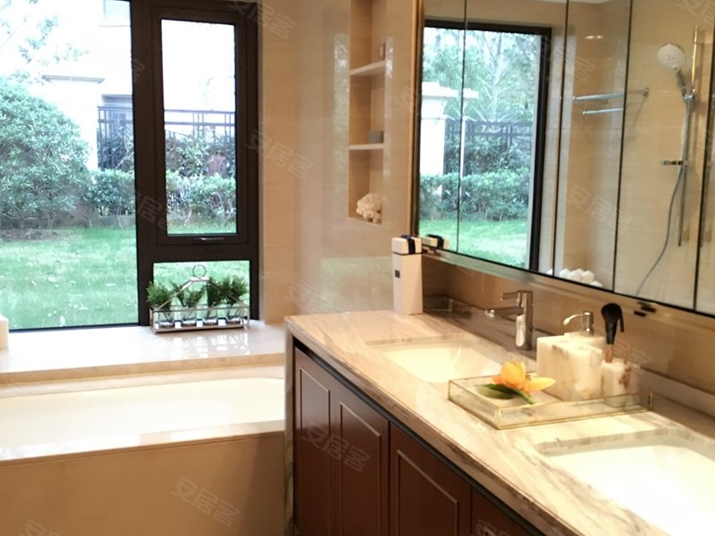 路劲澜山澜最新动态,小巷特色小店的独特魅力与惊喜