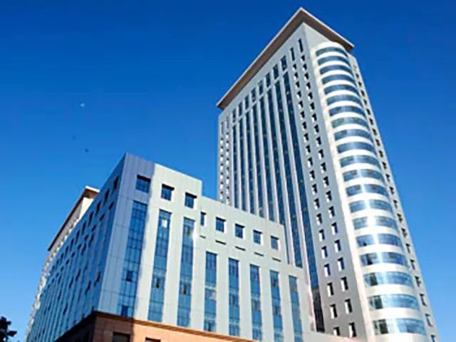 天津肿瘤医院最新地址揭秘,医疗明珠与巷弄美食的双重惊喜