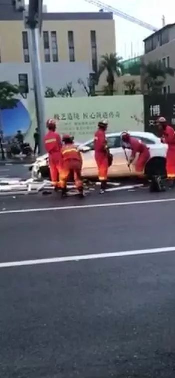 湛江东海车祸最新消息,科技赋能智能预警系统,重塑交通安全新篇章